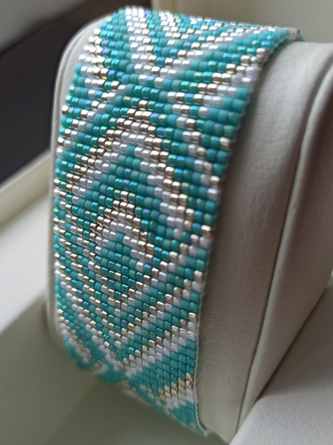 Szeroka bransoletka tkana na krośnie - Mint Szeroka bransoletka tkana na krośnie - Mint