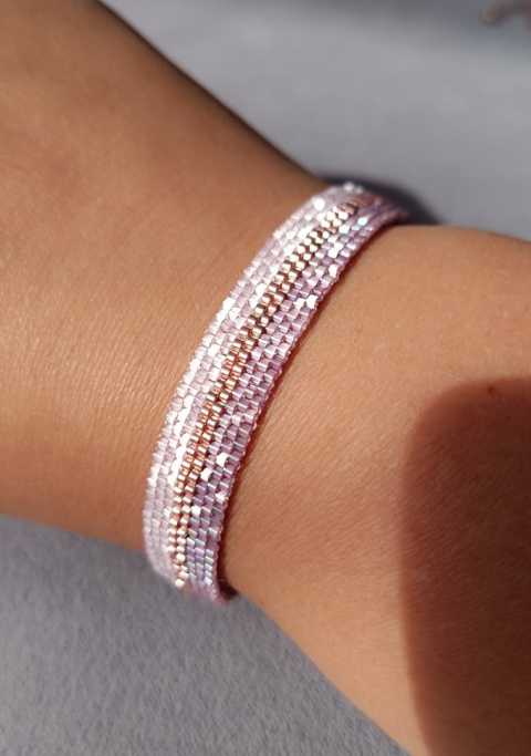 Różowa bransoletka tkana z koralików Subtelle Sparkle Różowa bransoletka tkana z koralików Subtelle Sparkle