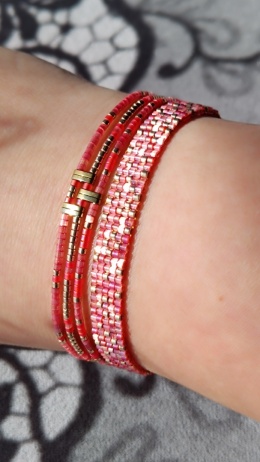 Bransoletka tkana z koralików w kolorze ciepłego różu i złota - Aurelise II