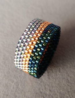 Pierścionek tkany z koralików - Sapphire Whispers Lumina